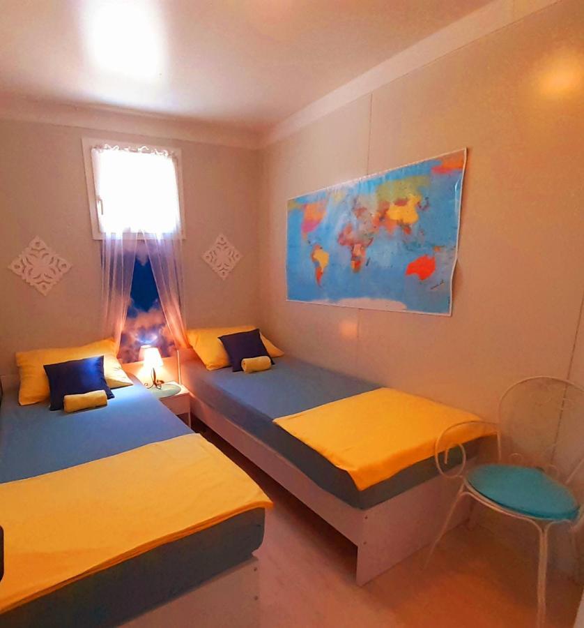 Eden Lady Mobile Home, Croatia, 德拉格 外观 照片