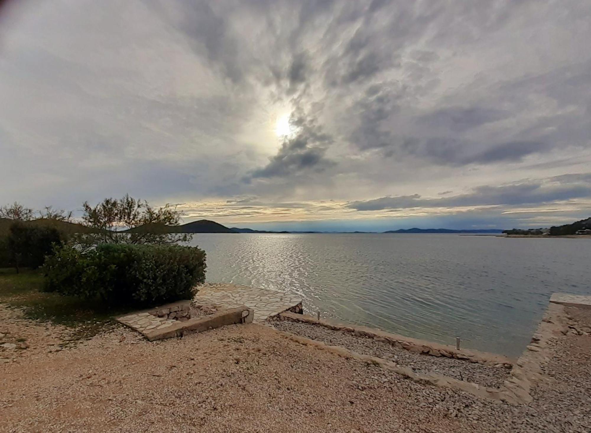 Eden Lady Mobile Home, Croatia, 德拉格 外观 照片